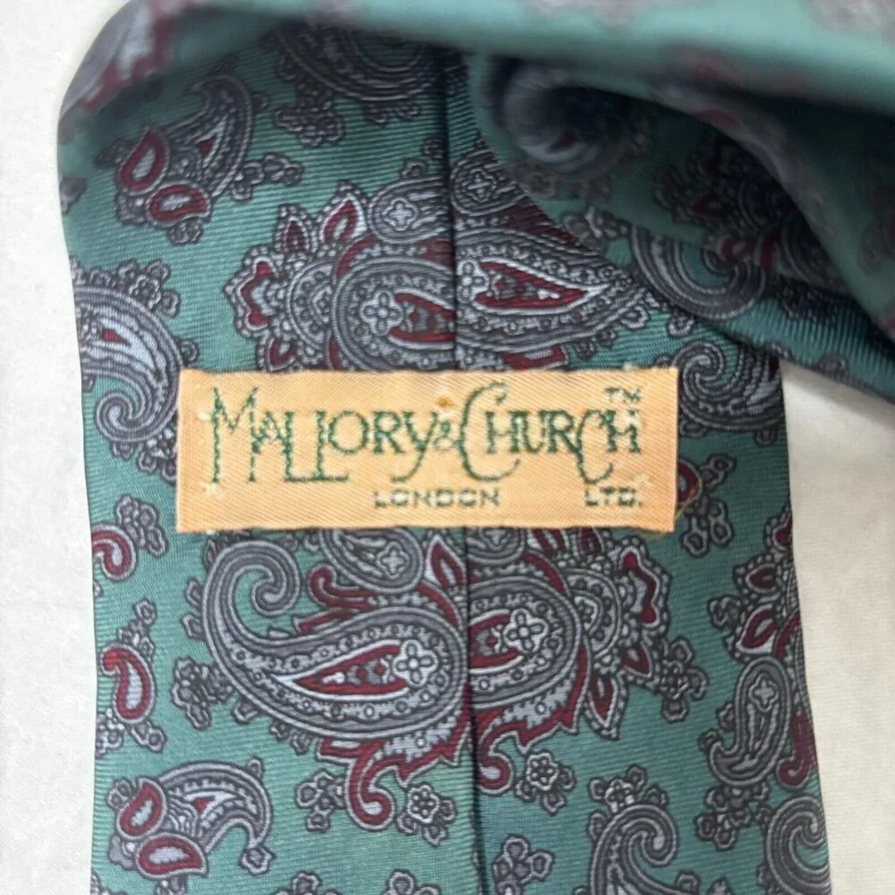 MALLORY & CHURCH Tie Green Burgundy Paisley England Vintage